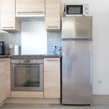 Дом отдыха Maison A Etage Avec Cour Et Garage - 4 Personnes *