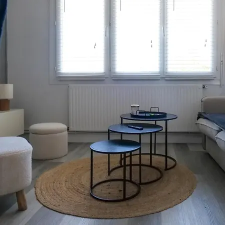 Maison A Etage Avec Cour Et Garage - 4 Personnes Vakantiehuis Les Sables-dʼOlonne